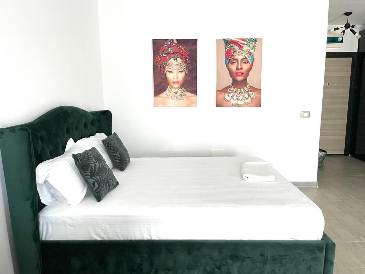 Nicolas By Alezzii Beach Apartament Studio Navodari Exterior photo