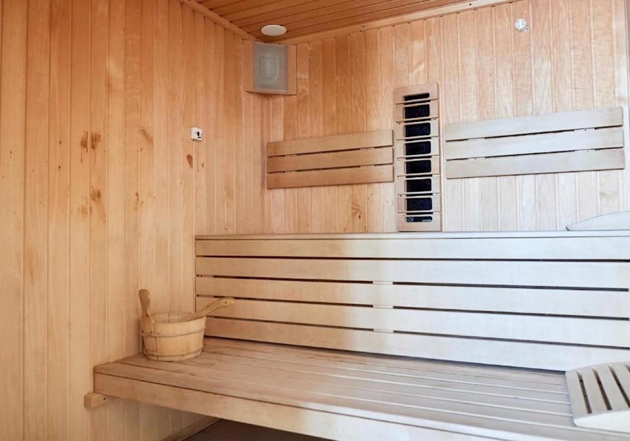 Nicolas By Alezzii Beach Apartament Studio Navodari Exterior photo